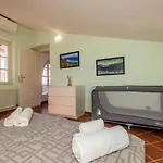 Tipica Casa Antica Ligure - Ca' Del Ciliegio