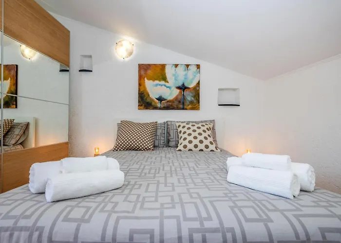 Tipica Casa Antica Ligure - Ca' Del Ciliegio 펜션 *