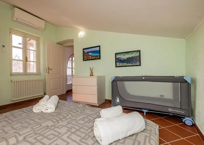 Tipica Casa Antica Ligure - Ca' Del Ciliegio